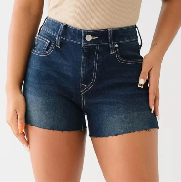 JENNIE MID RISE RAW HEM SHORT - Picture 1 of 11